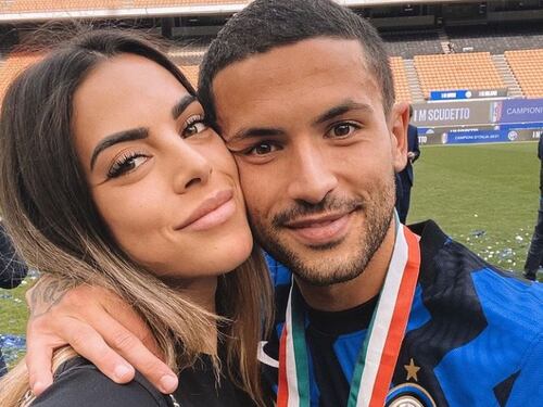 Parte il massacro di insulti su Sensi. Scoppia l'ira della fidanzata
