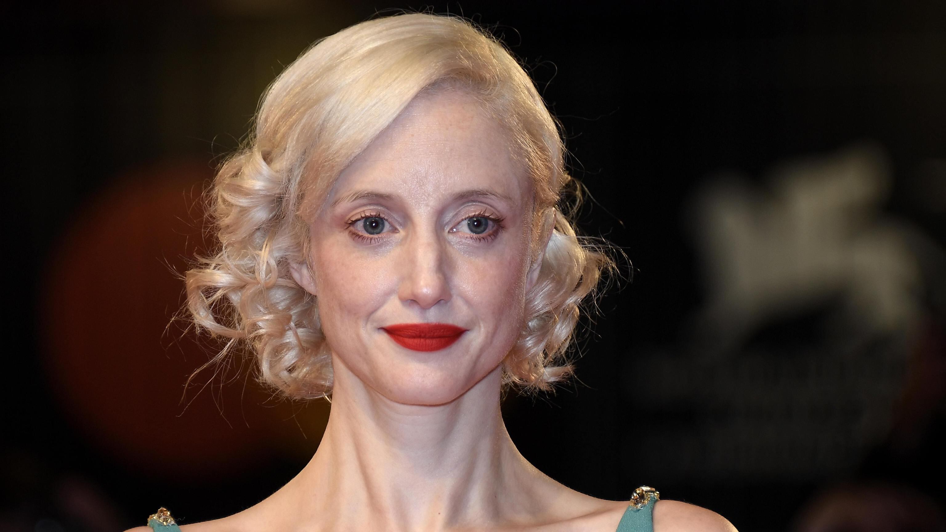 Oscar 2023, l'attrice Andrea Riseborough non perderà la sua nomination per "To Leslie"
