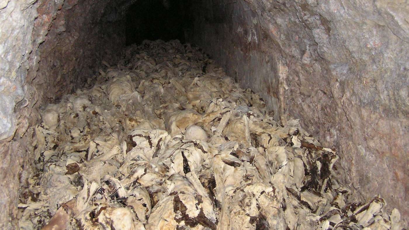 Le fosse comuniste dell'orrore: qui la gente spariva nel nulla