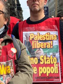 Il corteo anti Israele a Milano 2