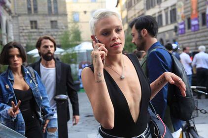 Le Donatella, selfie sexy per due 22