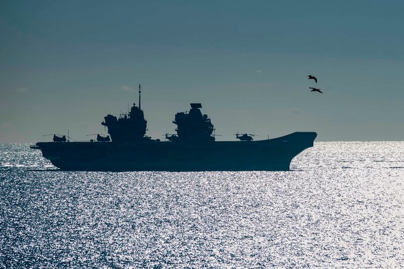 La portaerei britannica HMS Queen Elizabeth