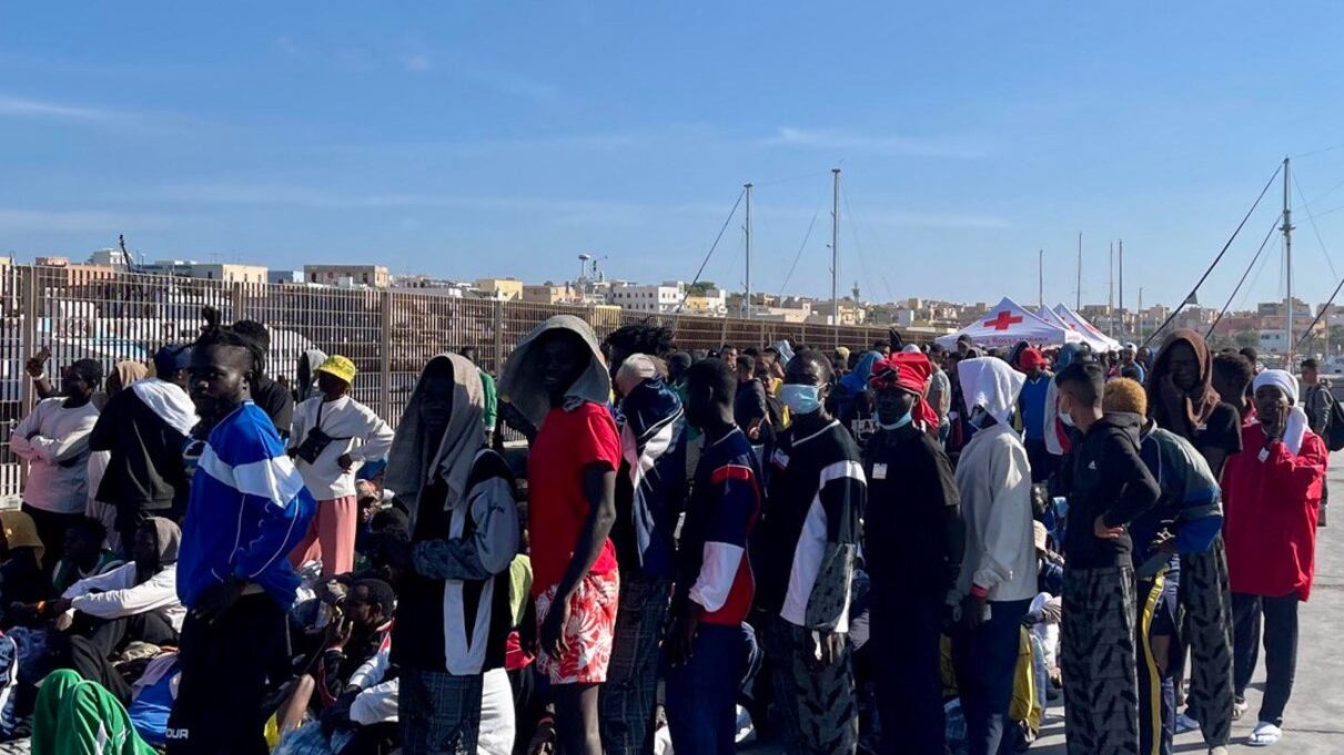 "Noi agenti a Lampedusa trattati peggio dei migranti"