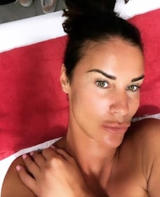 Antonella Mosetti sexy su Twitter  6