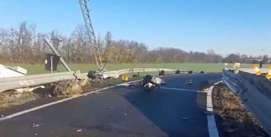 Auto finisce fuori strada nell'Alessandrino: 3 ragazzi morti 1