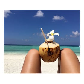 Irina Shayk posa a seno nudo su Instagram 14