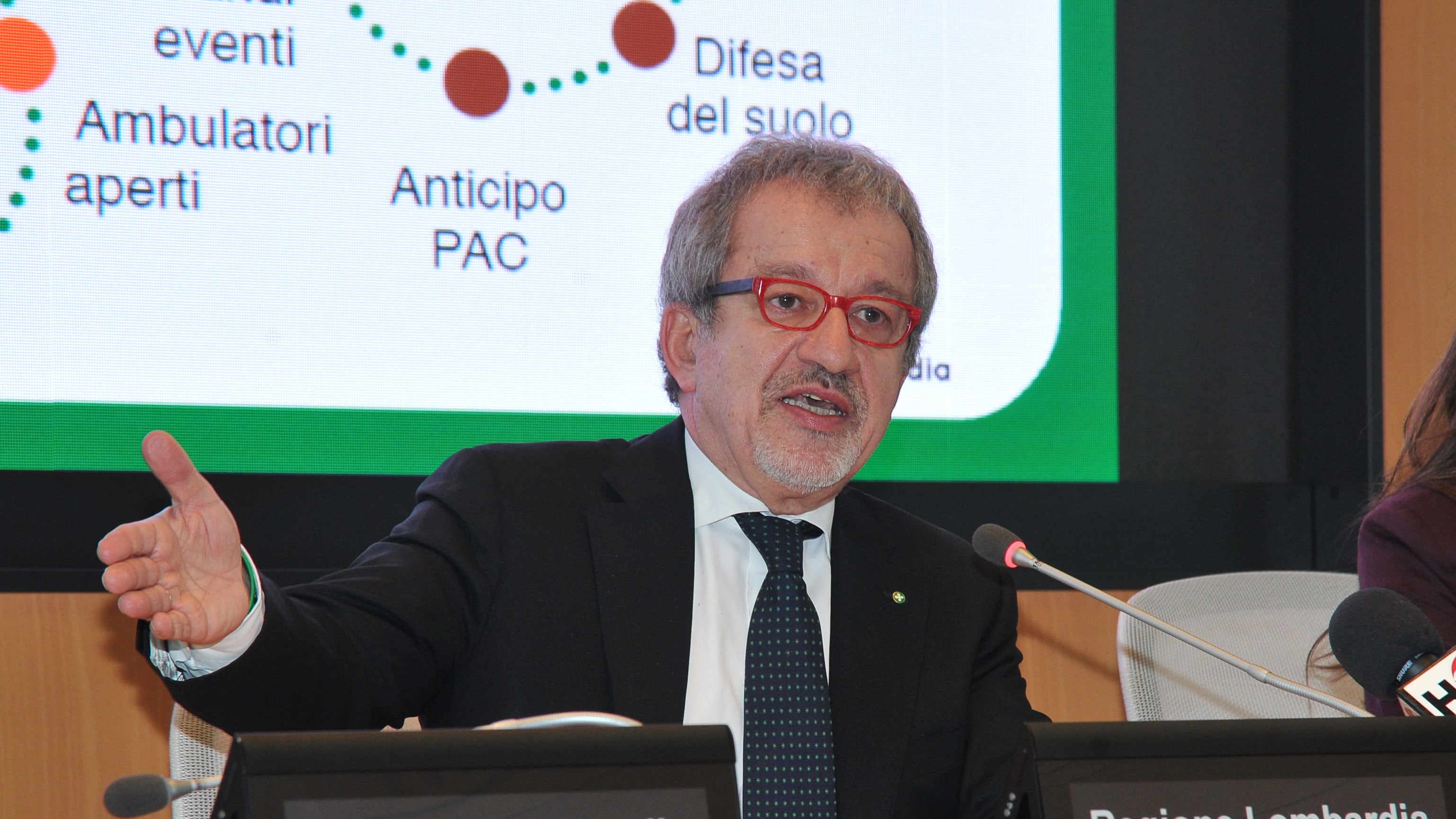 Maroni: "Se Matteo non ascolterà più il Nord, potrebbe nascere qualcosa di diverso"