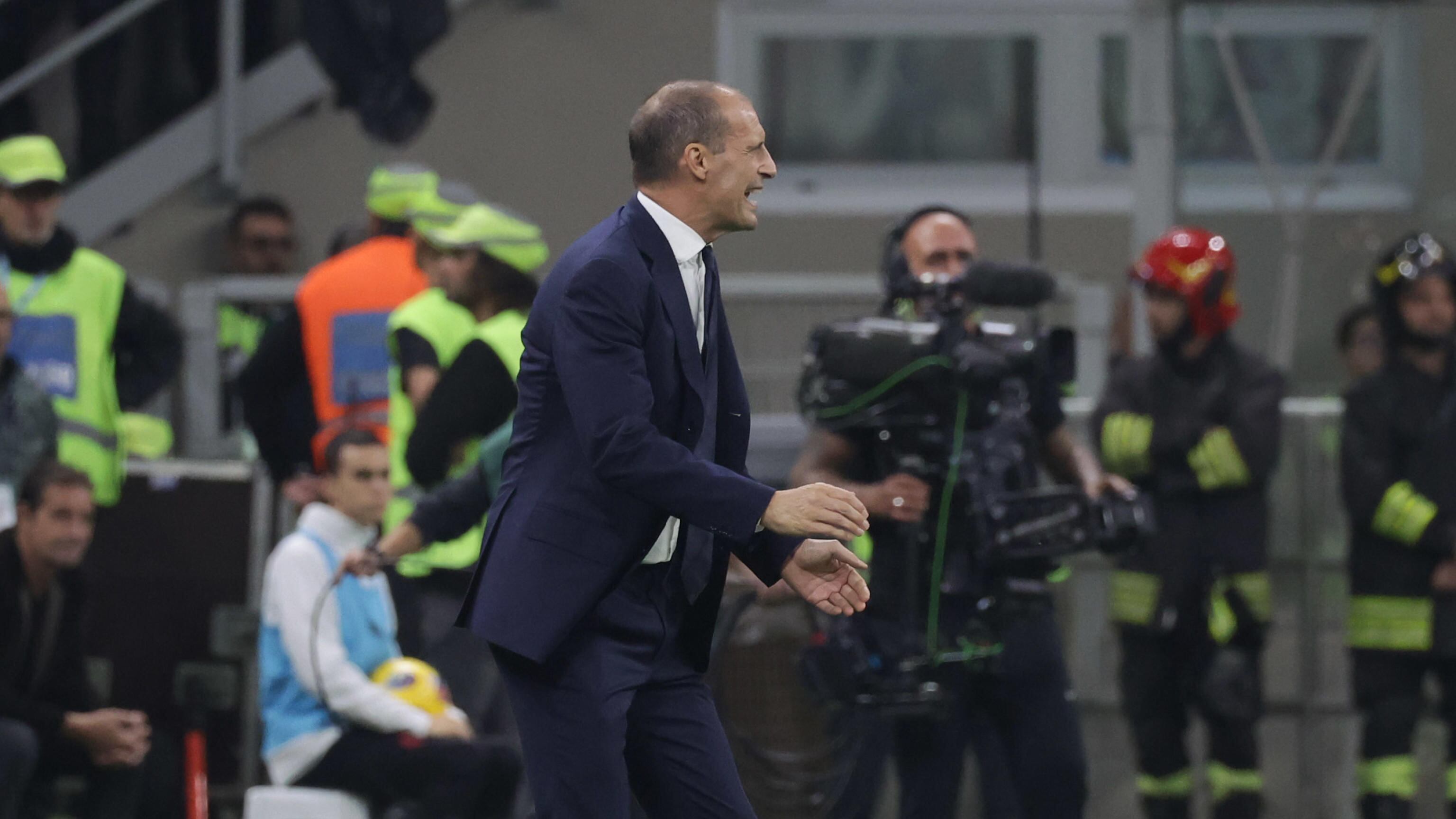 Il realismo di Allegri è inevitabile: blindata la difesa e crescono i baby. Conti giù: -75 milioni