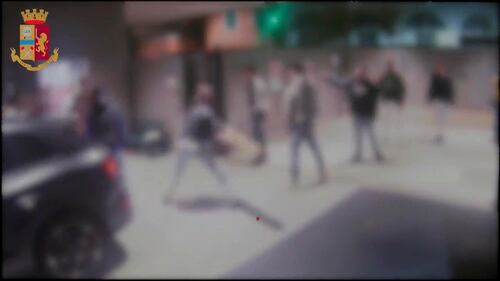 Aggressioni e rapine a Milano da parte del branco: le immagini 5
