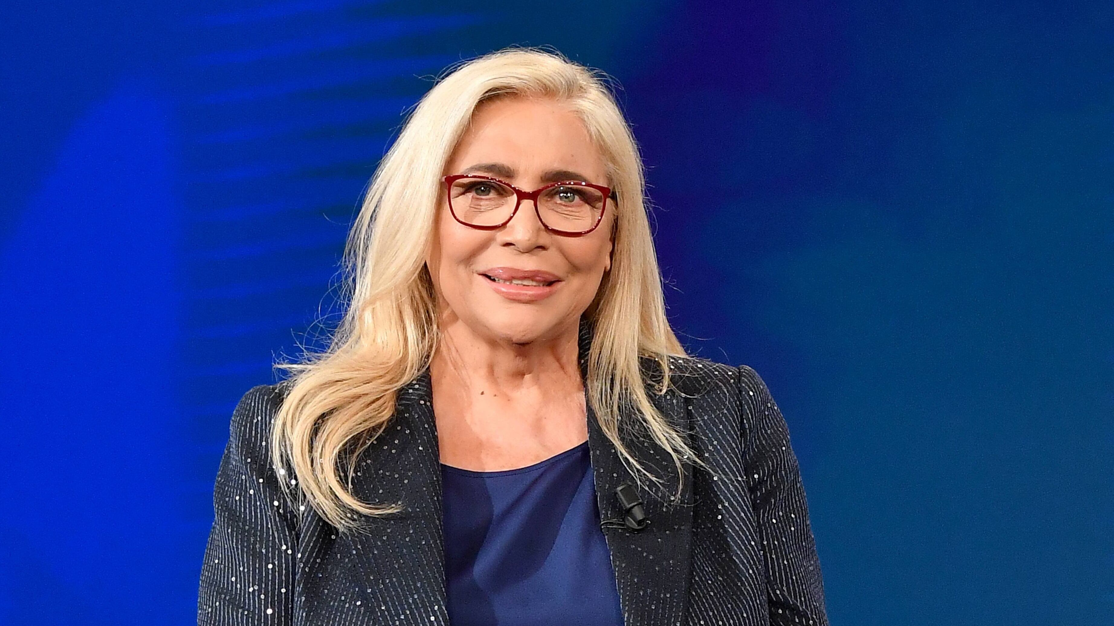 Domenica In, Mara Venier in lacrime per il marito Nicola Carraro: cosa è successo
