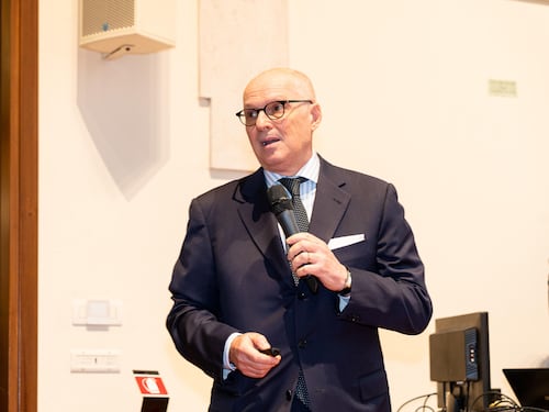 Anche Ricciardi inchioda Conte sulla pandemia: "Gestione frammentata per motivi politici"