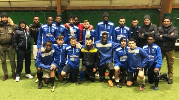 ''Zitto negro'', l'offesa dell'arbitro al portiere senegalese. Il presidente ritira la squadra