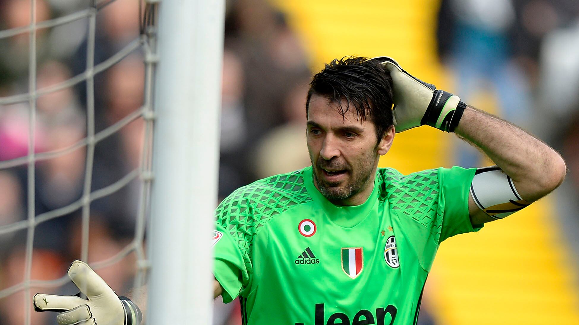 Buffon, rivelazione della D'Amico: "Va in chiesa alla mattina presto"