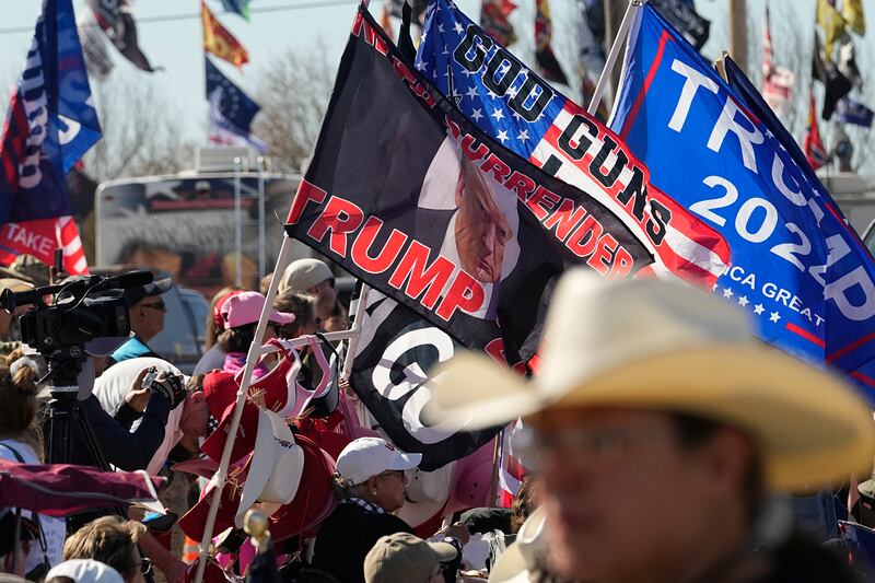 "Take Our Border Back": la marcia del patrioti per i confini Usa 1