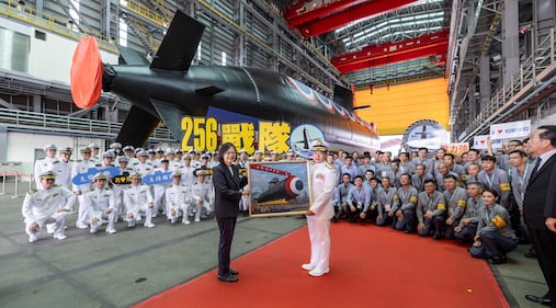 Taiwan ha varato il primo sottomarino progettato e assemblato direttamente sull'isola 6