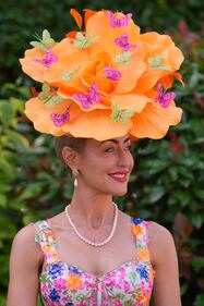 Trionfo di cappelli e colori ad Ascot 2