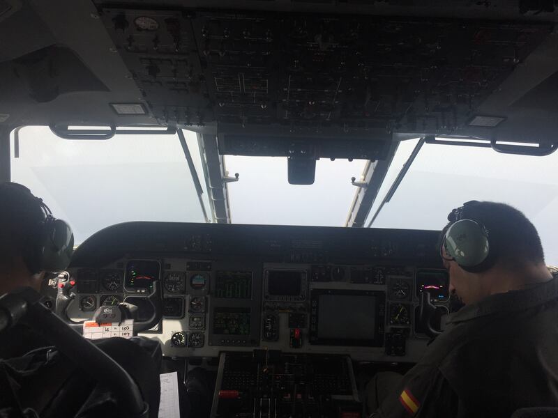 A bordo degli aerei di Frontex, a caccia di trafficanti di uomini 3