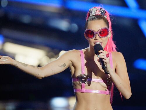 Miley Cyrus e le star attaccate dagli hacker