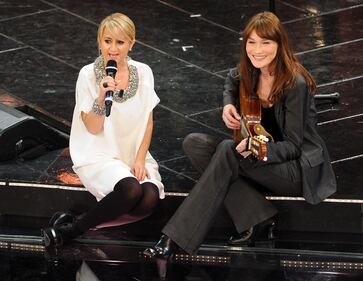 Sanremo, Carla Bruni duetta con Luciana Littizzetto 7