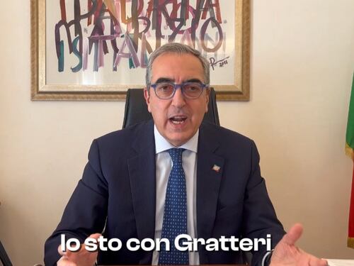 “Io sto con Gratteri e Di Matteo”. La provocazione di Gasparri sul referendum
