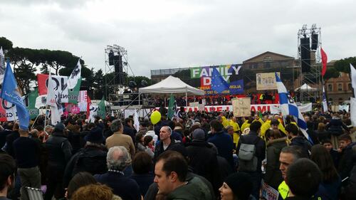 Il Family Day sfida Renzi: "Ci ricorderemo" 19