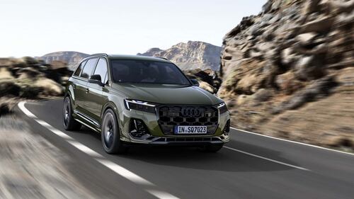 Nuova Audi Q7 2024, guarda tutte le foto 2