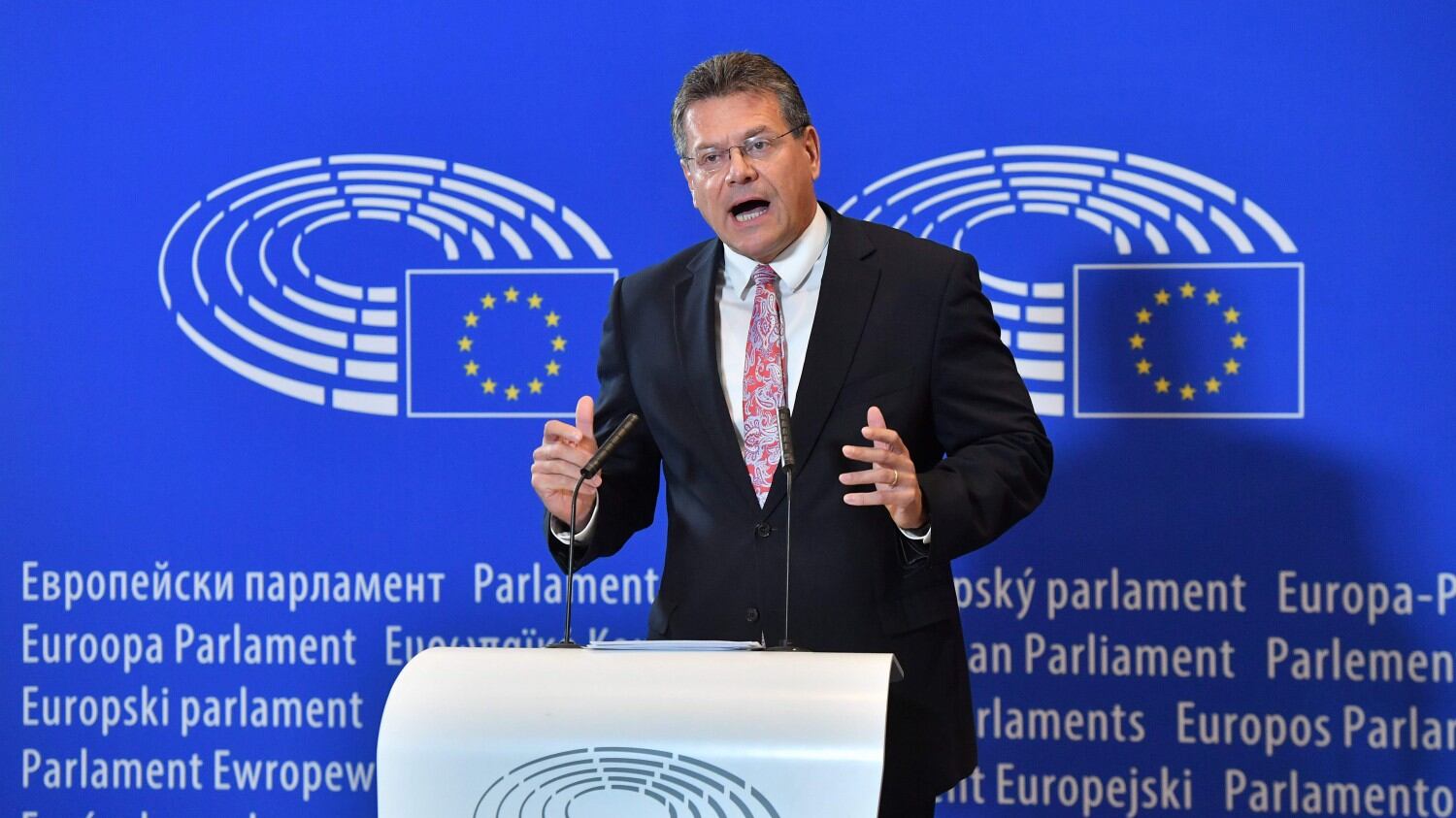 L'ennesimo attacco dalla Ue: "Siamo preoccupati da Salvini"