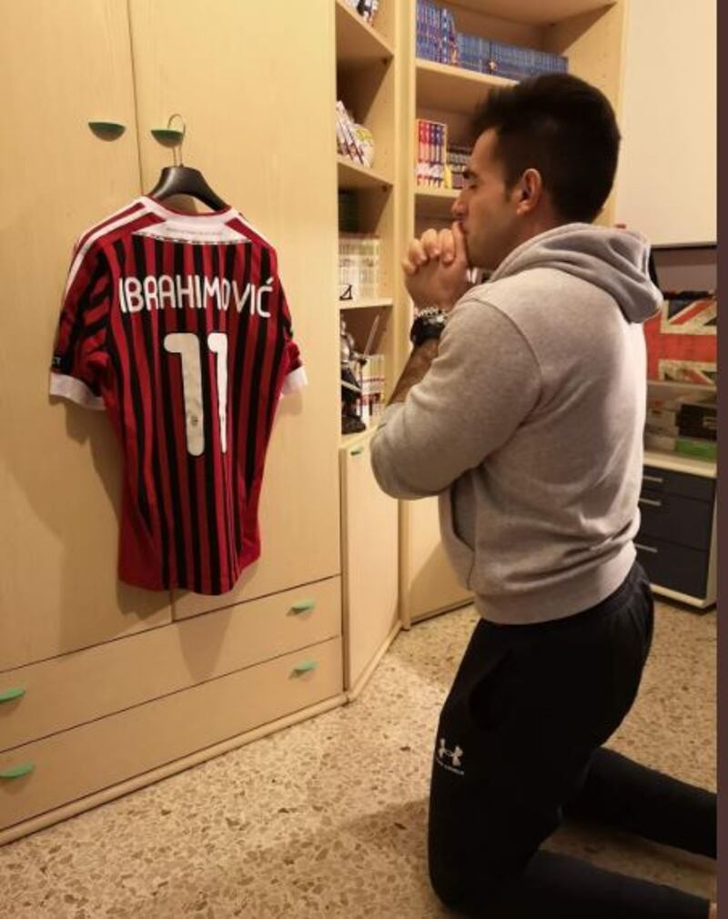 Da Ibra Papa a Zlatan messia: tutti i meme più simpatici sui social 8