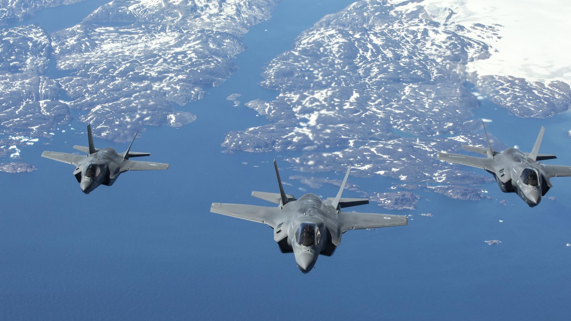 F-35, i grillini ci riprovano: "Stop agli F-35"