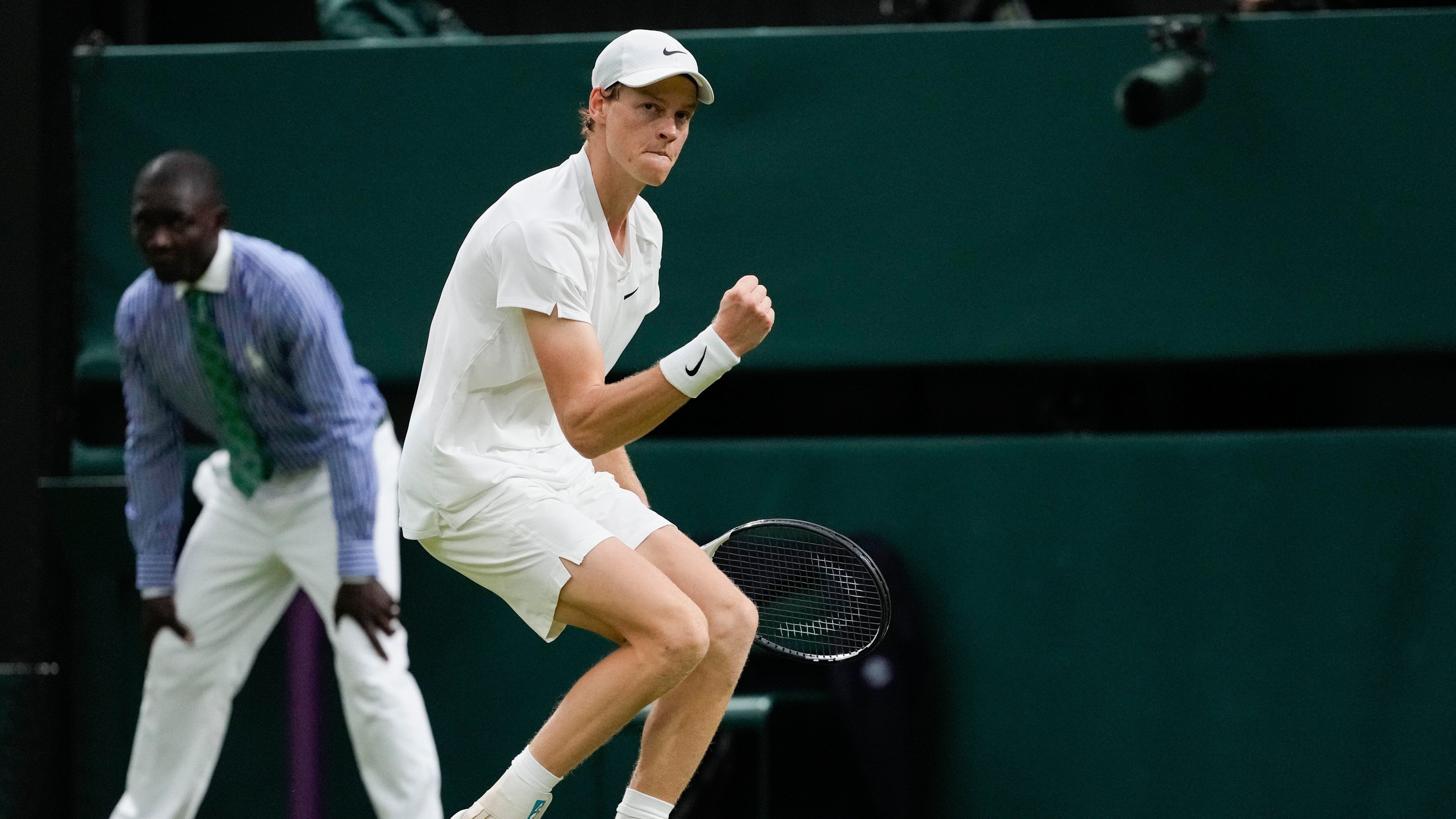 Wimbledon, il derby lo vince Sinner: Berrettini sconfitto in 4 set (con tre tie-break)