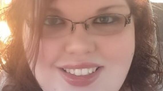 Non soccorre ragazza disabile: "Non ti aiuto perché sei fan di Bernie Sanders"