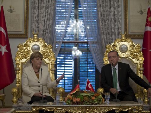 Il trono di Angela Merkel in Turchia