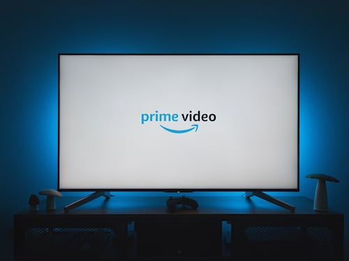 Prime Video si rinnova e scommette sul "comedy"