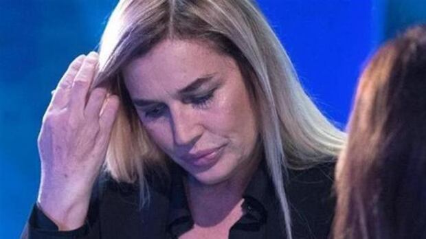 Lory Del Santo, in una lettera la verità sul funerale del figlio