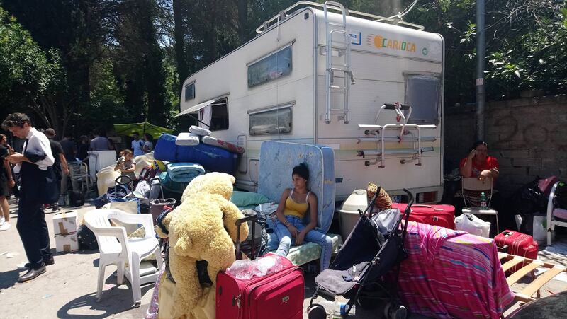 Camping River, i rom protestano in strada 10