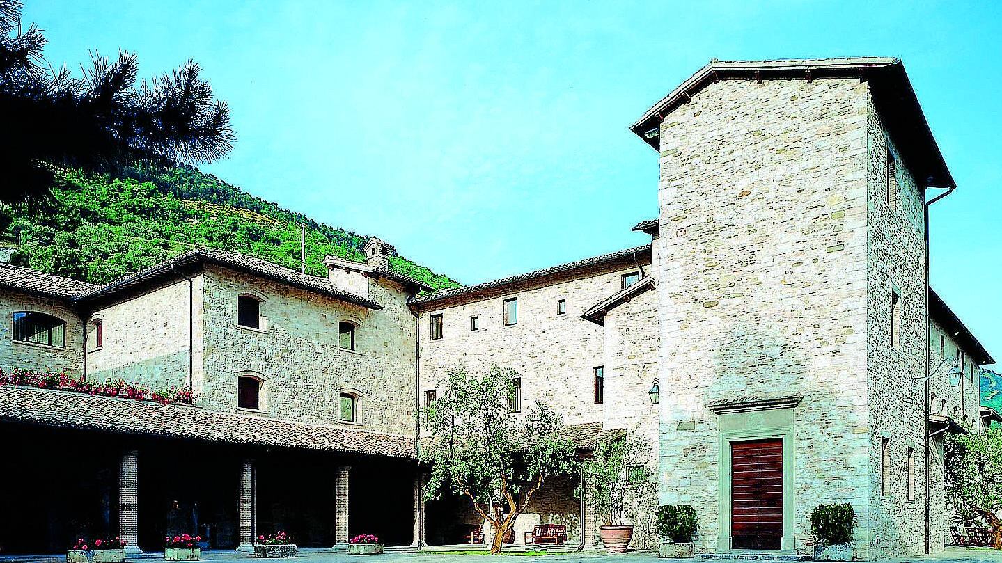 Hotel negli ex monasteri, il nuovo lusso abita qui