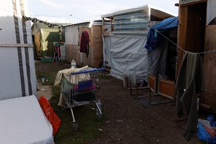 Così si presenta la Giungla dei migranti dopo lo sgombero 20