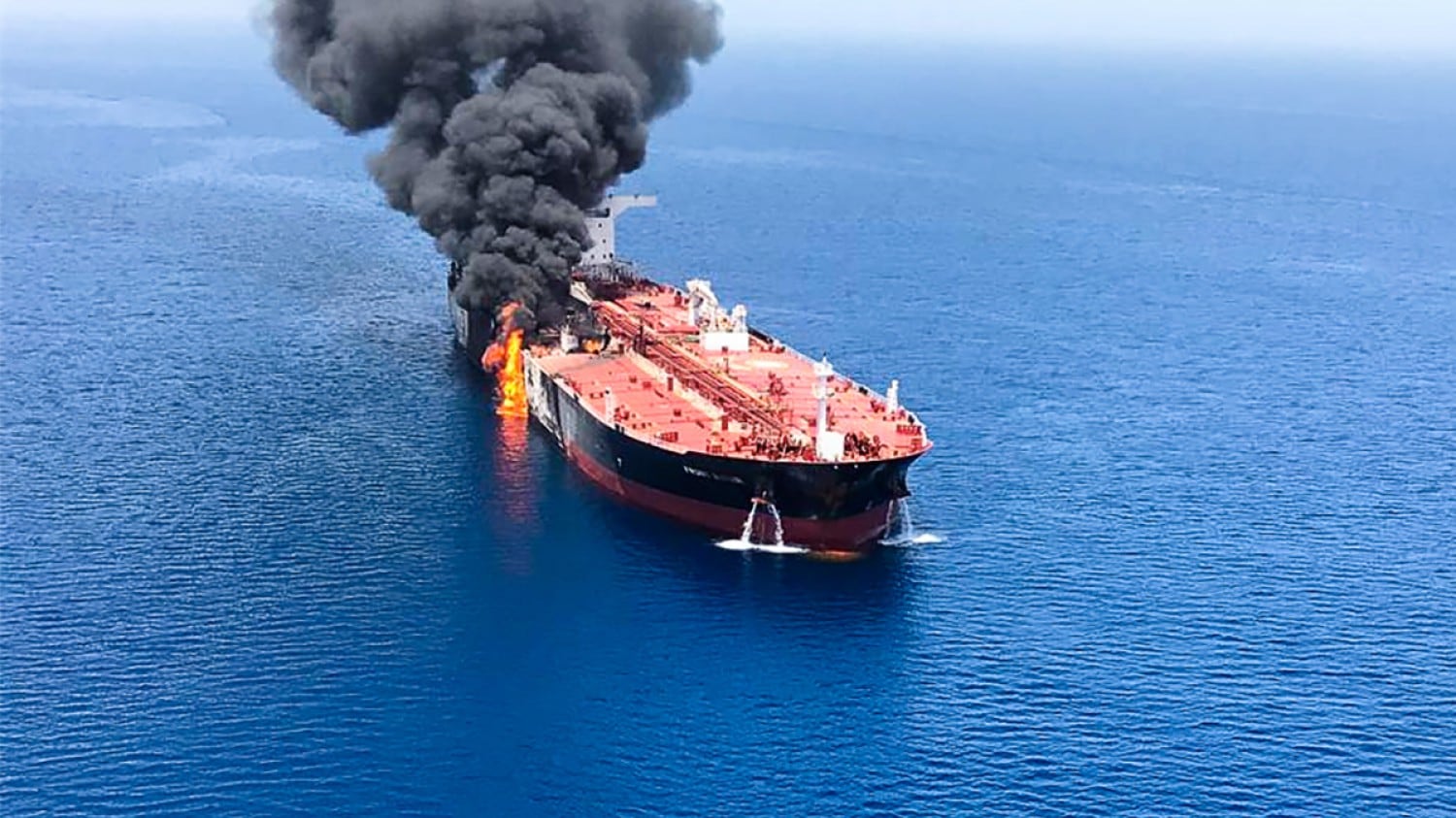 Assalto alla petroliera: guerra sfiorata nel Golfo