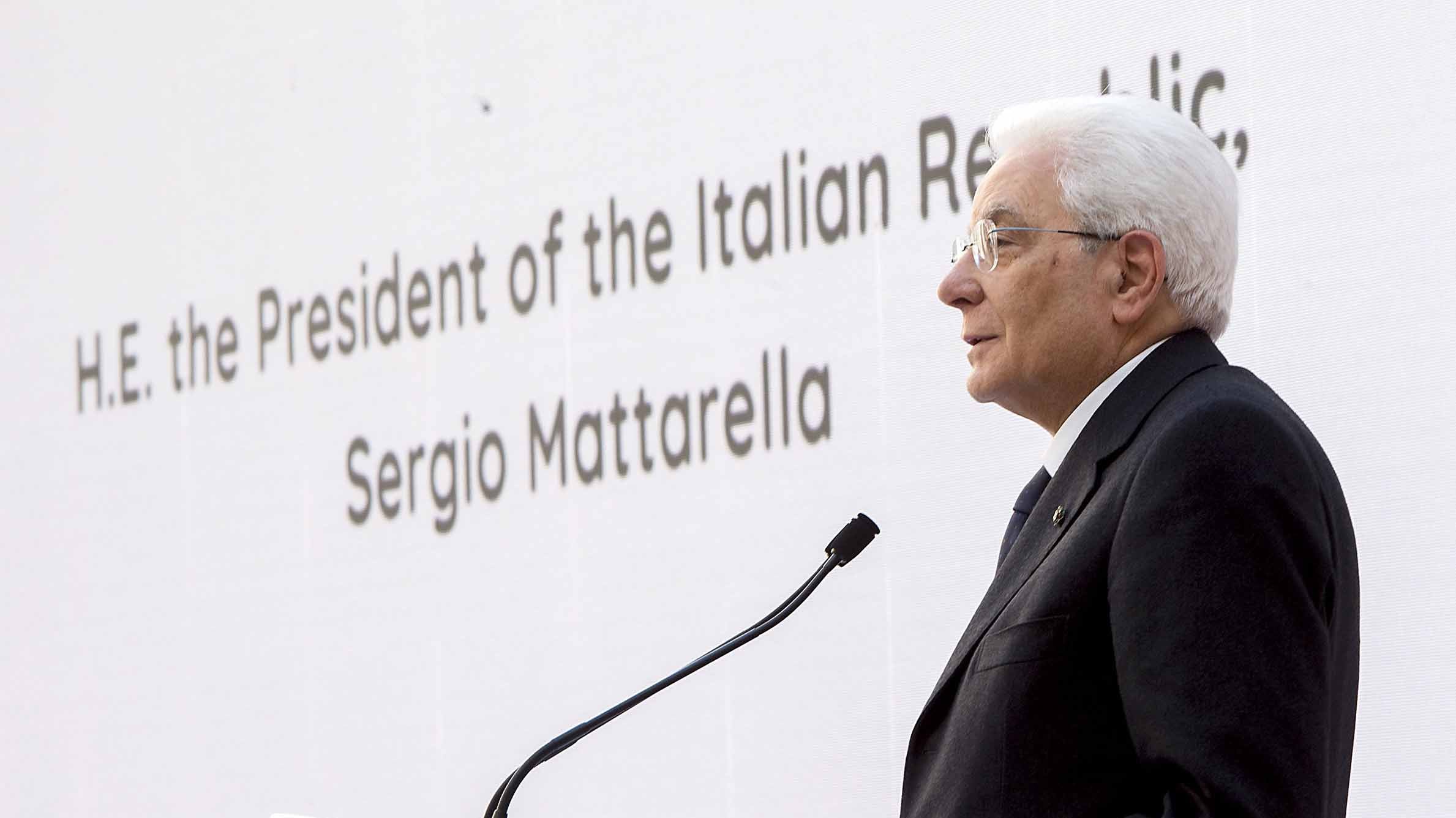 Mattarella: "Responsabilità senza egoismi, ho grande fiducia nell’Italia"