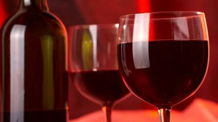 Il vino italiano in Cina: la riscossa passa dal web