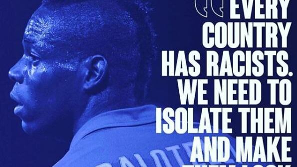 Mario Balotelli non demorde: "Isolare e ridicolizzare i razzisti"