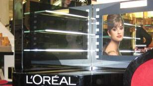 L'Oréal, shopping in Cina E Pechino diventa preda