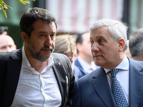 Duello tra Lega e Forza Italia. "Ma il governo non vacilla"