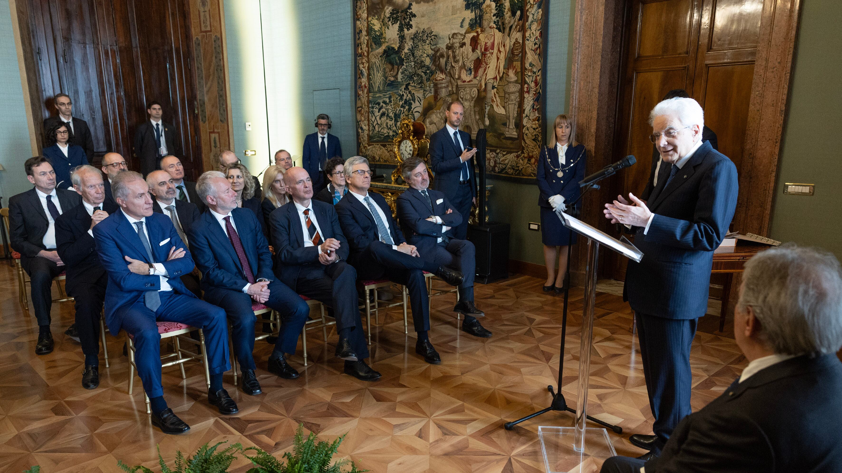 "L'Europa decida subito sulla difesa"