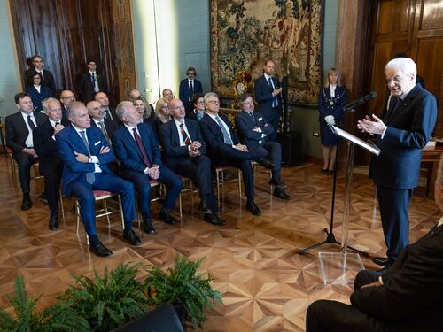 "L'Europa decida subito sulla difesa"