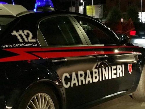 Bomba carta nell’auto dell’avvocato che si occupa di sfratti: "Non mi faccio intimidire"