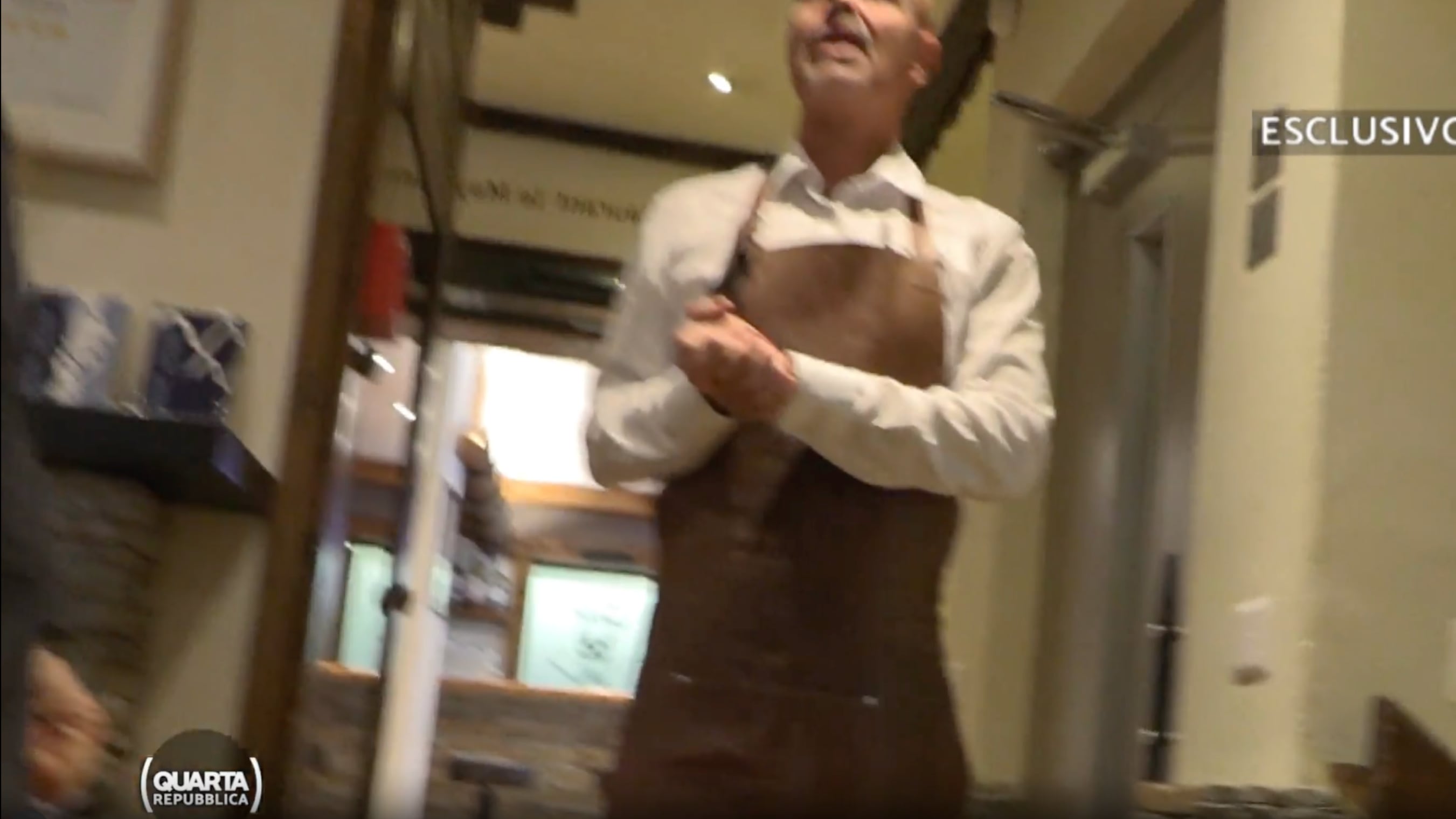 "Ha preso la cassa e li ha lasciati lì". Crans-Montana, la testimonianza choc sulla titolare in fuga