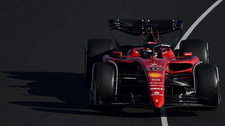 Disastro Verstappen. E Leclerc fa sognare davvero la Ferrari
