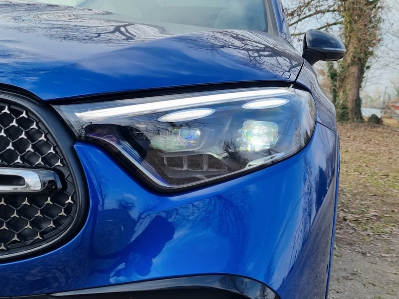 Mercedes-Benz GLC, guarda le foto 4