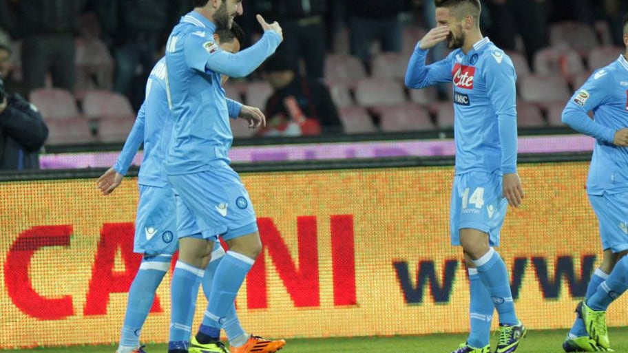Il Napoli ritrova il sorriso: 3-1 allo Sparta Praga